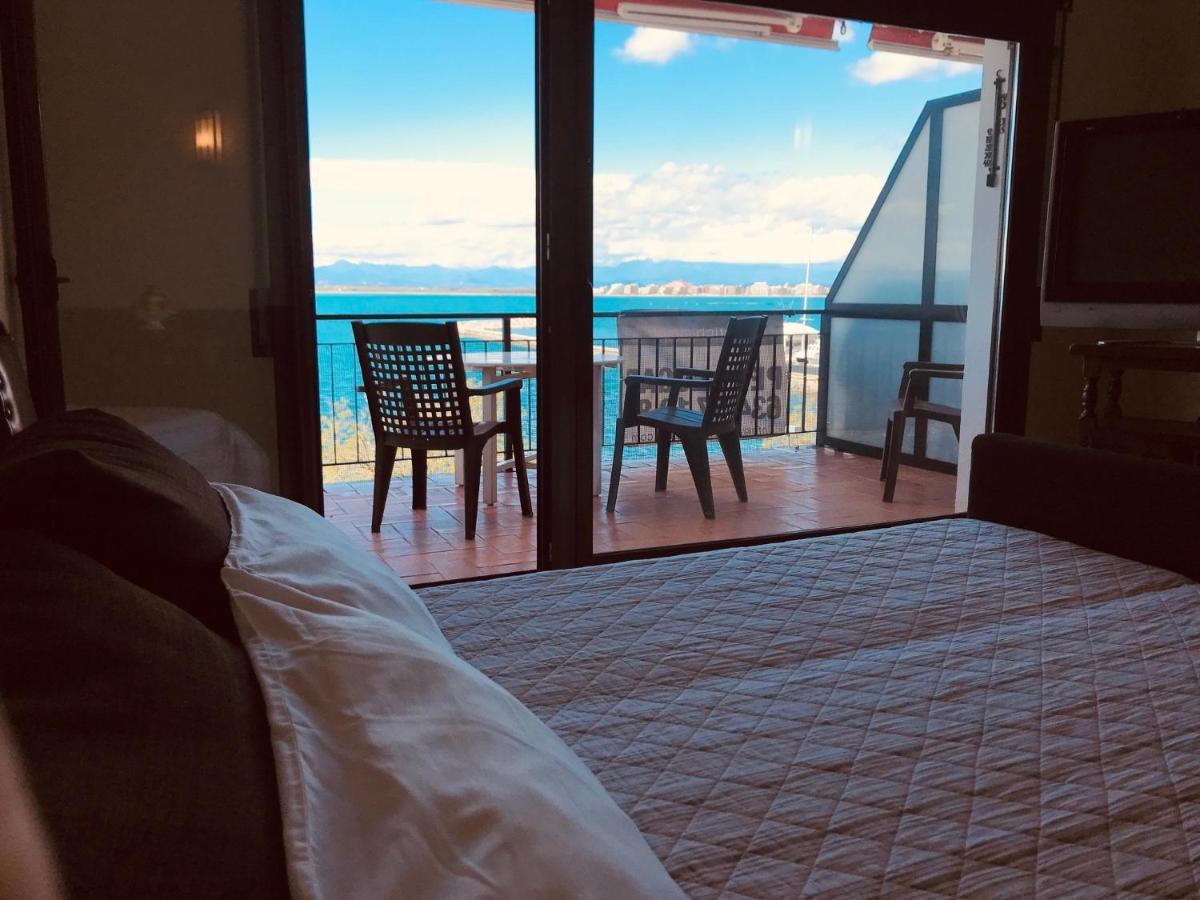 Apartmán Blue Bay Roses Exteriér fotografie